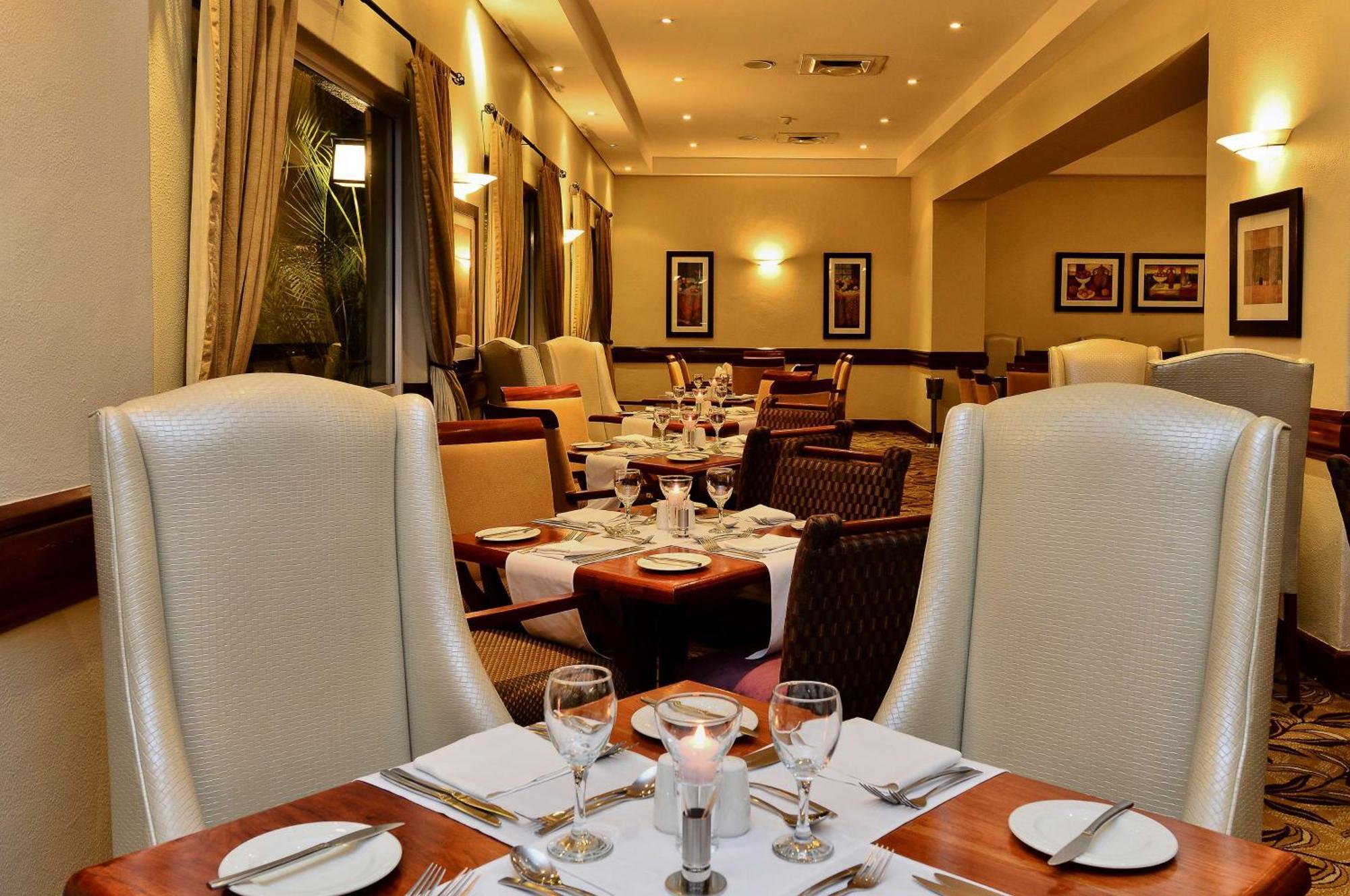Southern Sun Ridgeway Lusaka Buitenkant foto