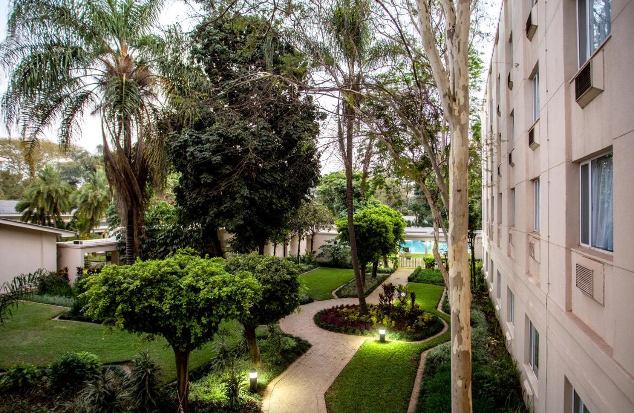 Southern Sun Ridgeway Lusaka Buitenkant foto